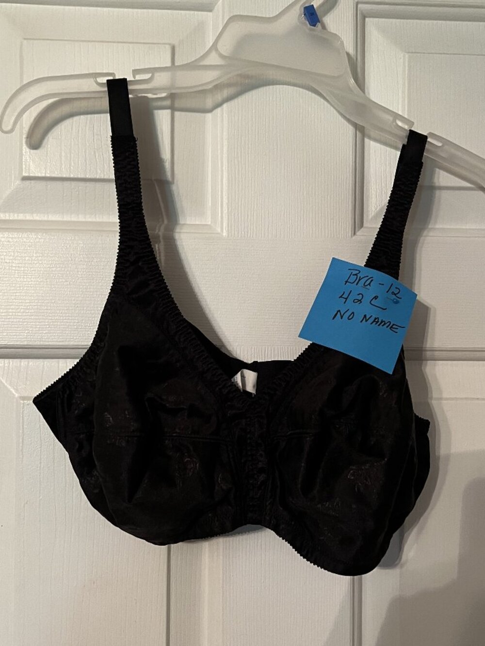 K-Mart Vintage Floral No Wire Black Bra - 42C (Bra-12)